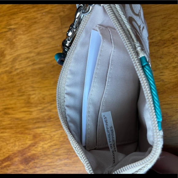 Authentic Coach Wristlet (‘08-‘12) - Picture 3 of 6